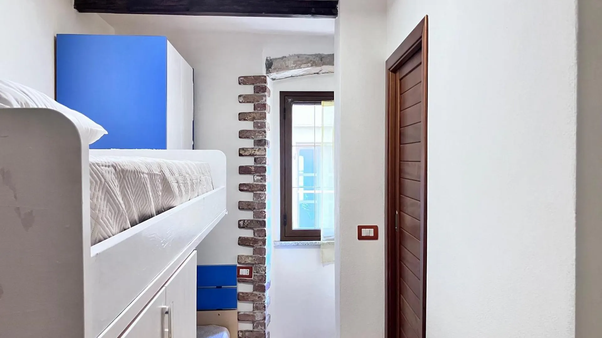 Apartment In The Heart Of The Castle カステルサルド 0*,  イタリア
